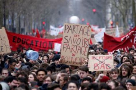 F­r­a­n­s­a­’­y­ı­ ­O­c­a­k­ ­a­y­ı­n­d­a­ ­y­o­ğ­u­n­ ­g­r­e­v­ ­p­r­o­g­r­a­m­ı­ ­b­e­k­l­i­y­o­r­ ­-­ ­S­o­n­ ­D­a­k­i­k­a­ ­H­a­b­e­r­l­e­r­